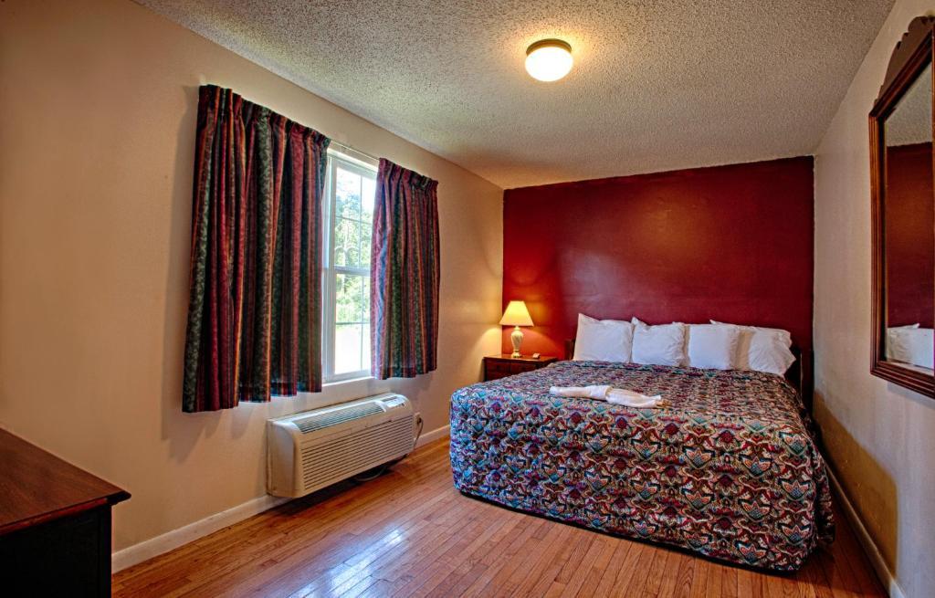 Economy Motel Inn And Suites Somers Point Room photo