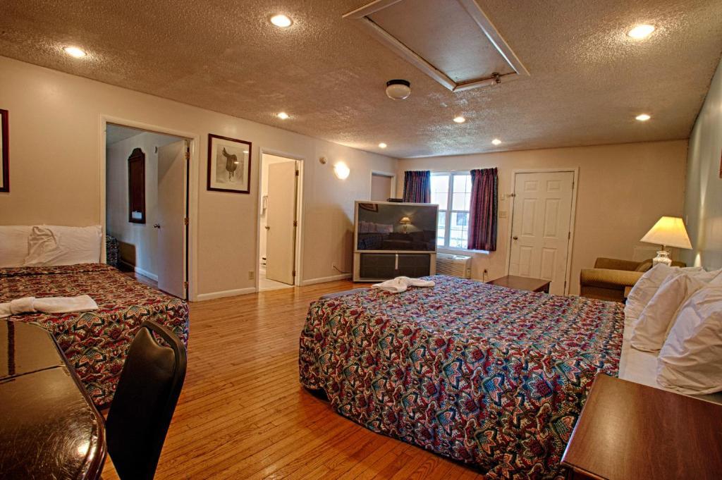 Economy Motel Inn And Suites Somers Point Room photo