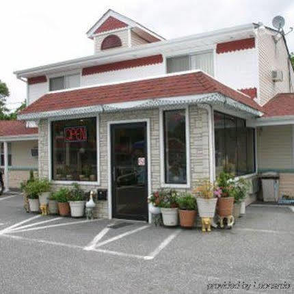 Economy Motel Inn And Suites Somers Point Exterior photo